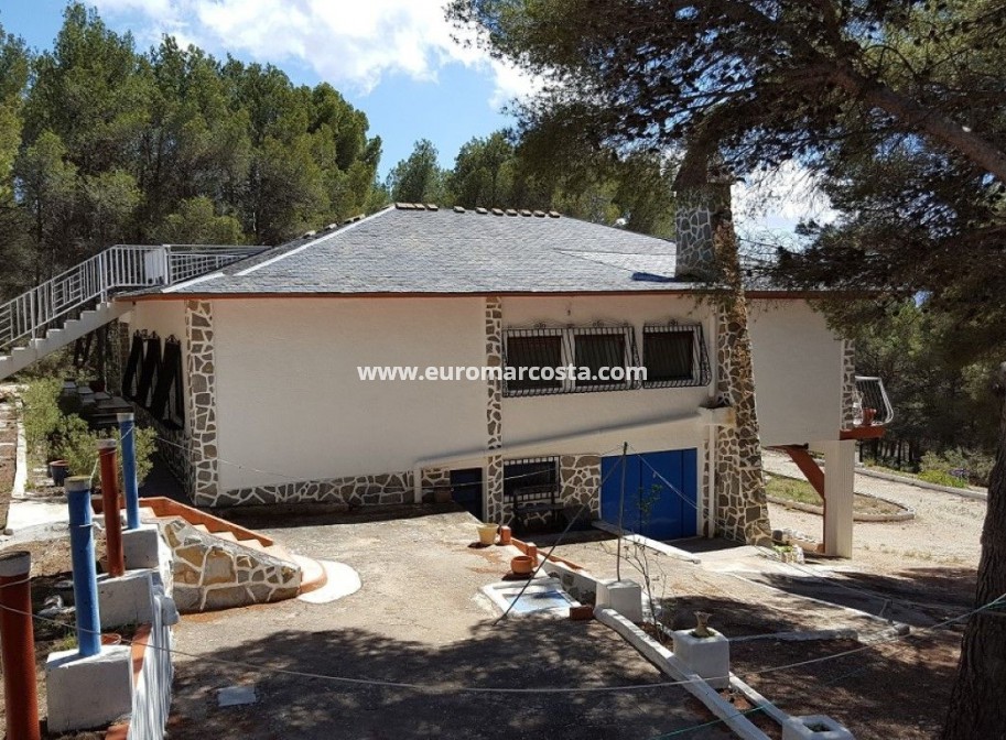 Sale - Country house - Castalla
