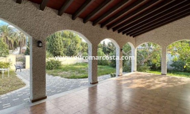 Objekte zum Wiederverkauf - Villa freitstehend - Orihuela Costa
