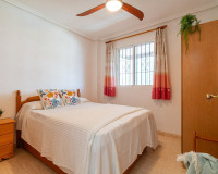 Alquiler a largo plazo - Apartamento / piso - Torrevieja - La Mata