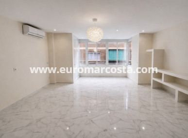 Apartamento / piso - Venta - Torrevieja - Muelle Pesquero