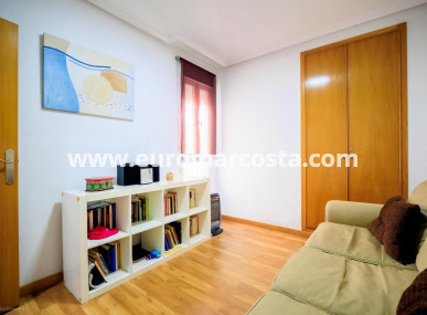 Apartamento / piso - Venta - Torrevieja - TORREVIEJA
