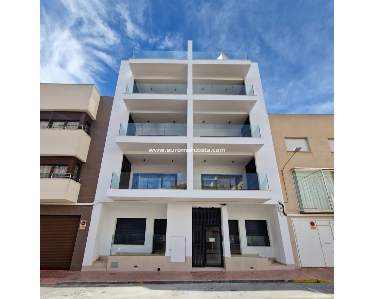 Apartment / flat · New Build · Guardamar del Segura · 4490