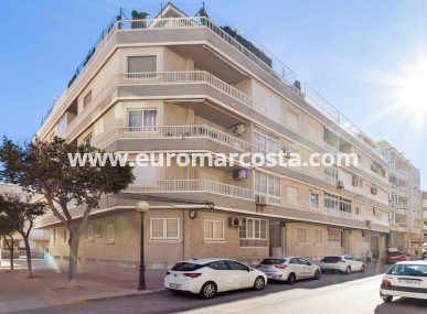 Apartment / flat - Sale - Guardamar del Segura - Pueblo