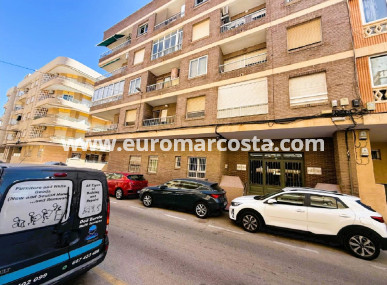 Apartment / flat - Sale - La Mata - La Mata