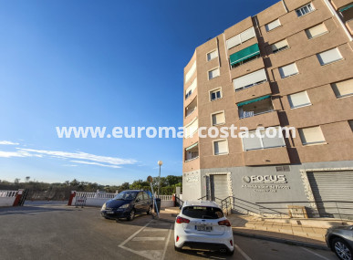 Apartment / flat - Sale - La Mata - La Mata