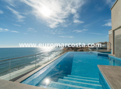 Apartment / flat - Sale - Torrevieja - La Mata