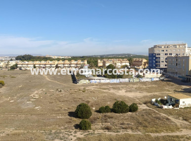 Apartment / flat - Sale - Torrevieja - La Mata