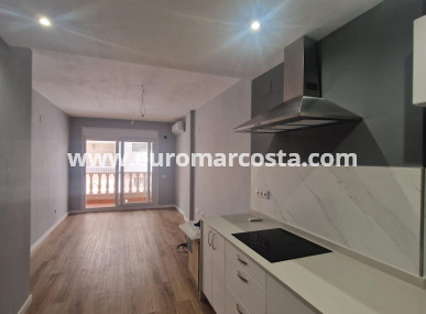 Apartment / flat - Sale - Torrevieja - La Mata