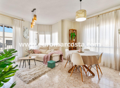 Apartment / flat - Sale - Torrevieja - TORREVIEJA
