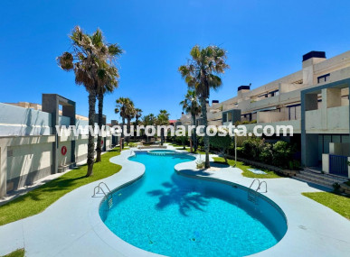 Apartments - Sale - Torrevieja - La Mata