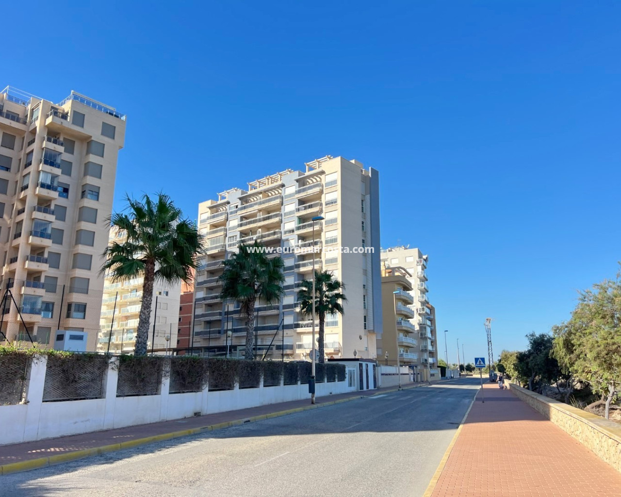 Ático Dúplex · Objekte zum Wiederverkauf · Guardamar del Segura · 4452