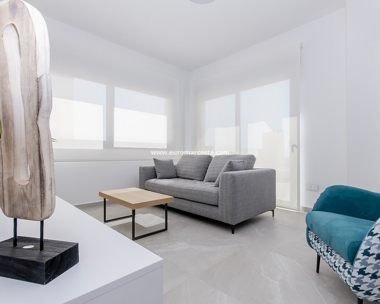 Bungalow · Nueva construcción  · San Miguel de Salinas · Y-53534
