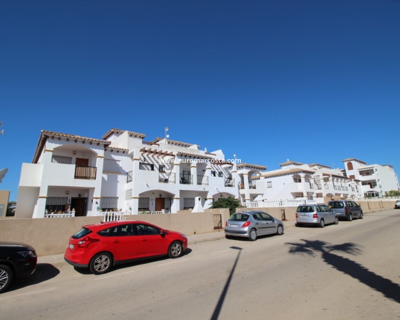 Bungalow · Objekte zum Wiederverkauf · Orihuela Costa · 4215
