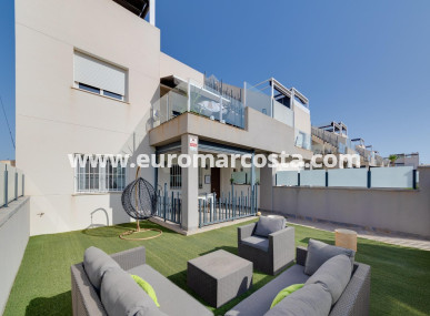 Bungalow - Objekte zum Wiederverkauf - Torrevieja - Aguas Nuevas