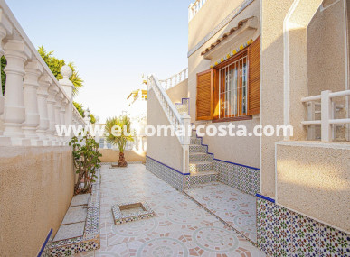 Bungalow - Objekte zum Wiederverkauf - Torrevieja - Los Balcones - Los Altos del Edén