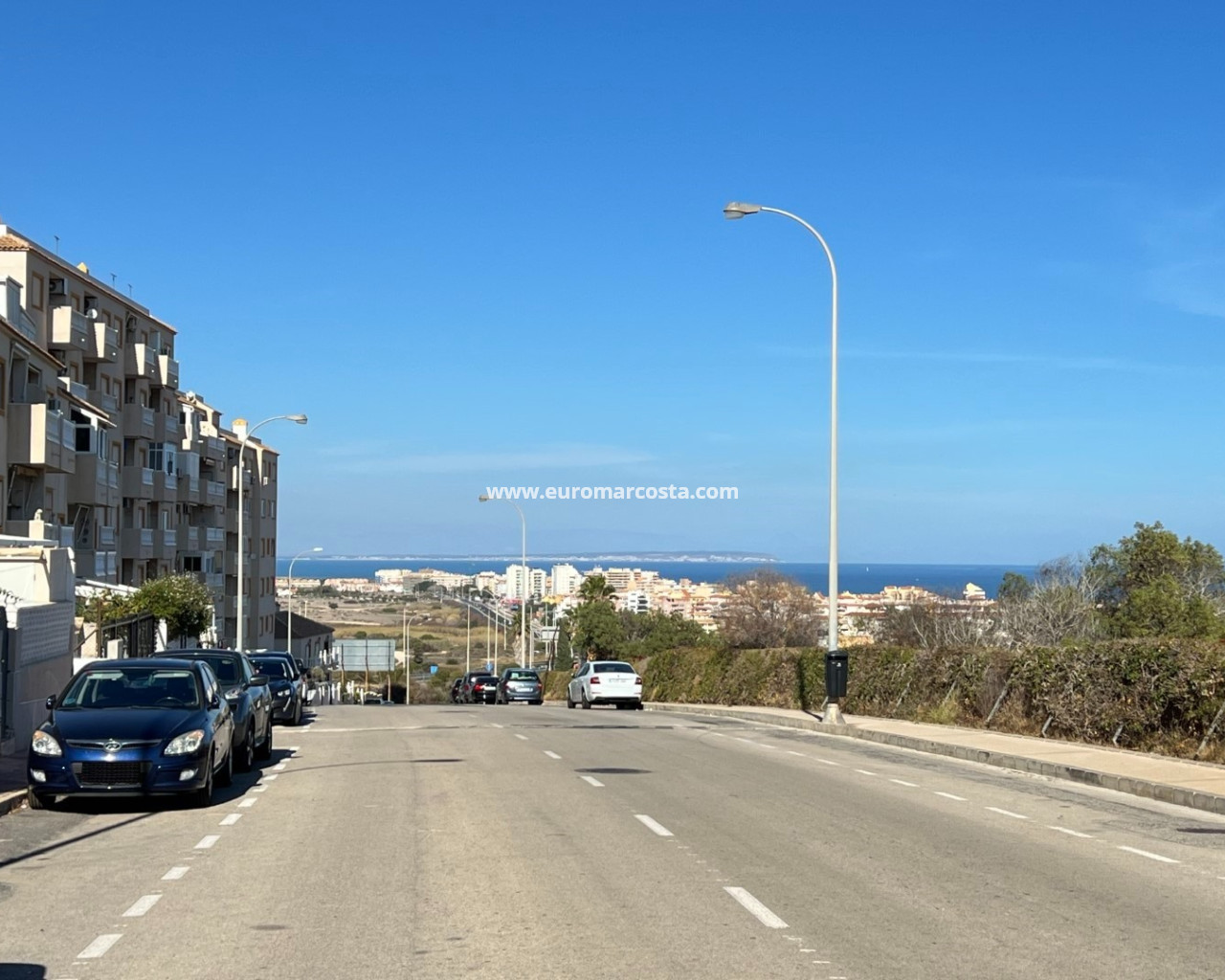 Bungalow Planta Baja · Objekte zum Wiederverkauf · Torrevieja · 4493