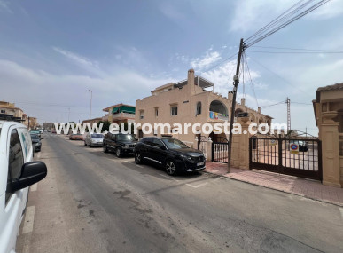 Bungalow Planta Baja - Venta - La Mata - La Mata