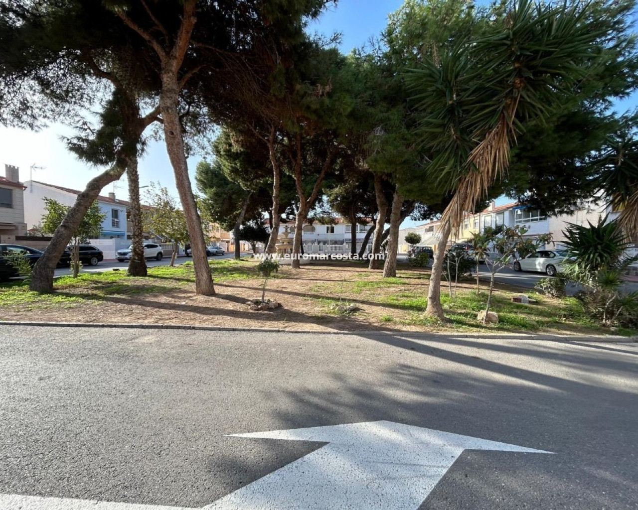 Bungalow Planta Baja · Venta · Torrevieja · 4499