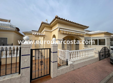 Bungalow - Sale - Torrevieja - TORREVIEJA