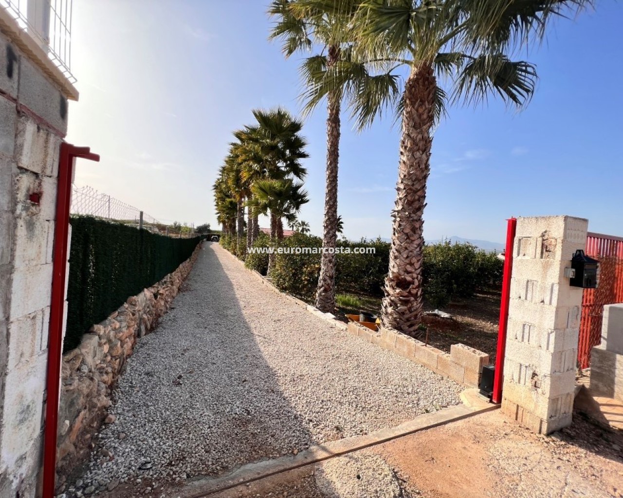 Casa de campo · Venta · Orihuela · 4065