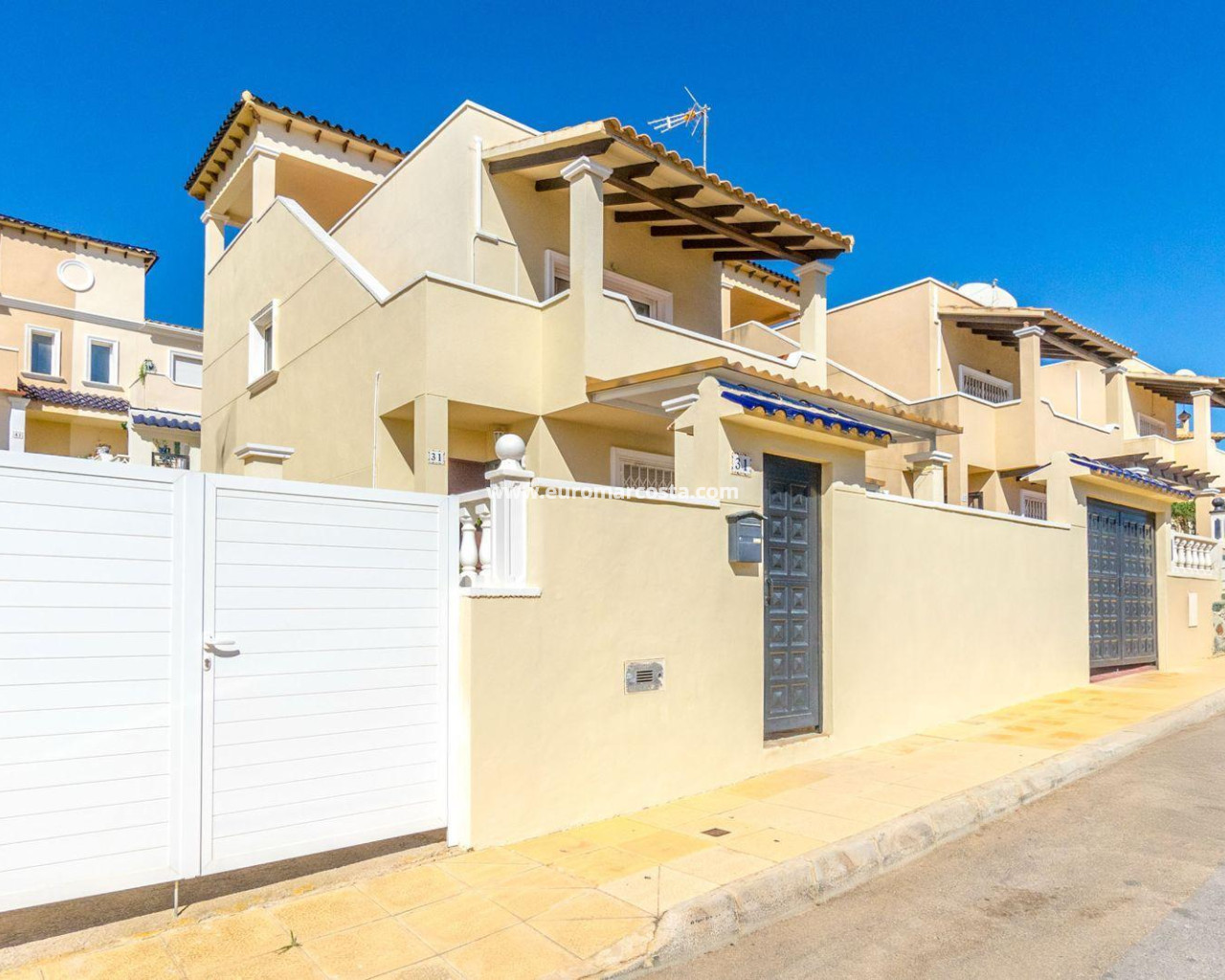 Casa · Objekte zum Wiederverkauf · Orihuela Costa · T-82972