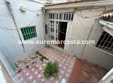 Casa - Objekte zum Wiederverkauf - Torrevieja - TORREVIEJA
