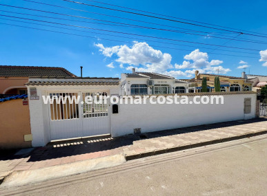 Casa - Objekte zum Wiederverkauf - Torrevieja - TORREVIEJA