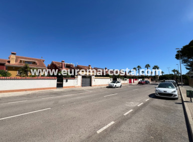 Chalet - Sale - Guardamar del Segura - raso