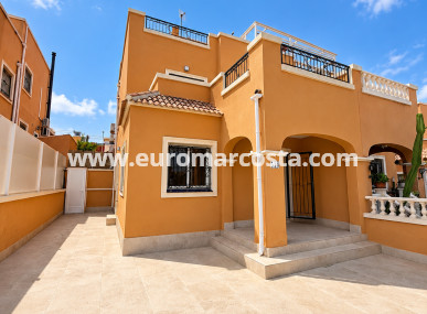 Chalet - Sale - Orihuela Costa - Orihuela Costa