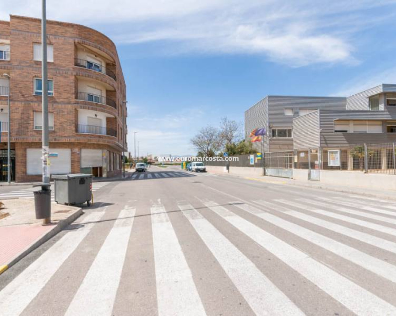 Comercial · Venta · Almoradi · Z-94568