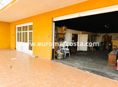 Comercial - Venta - Guardamar del Segura - Guardamar del Segura