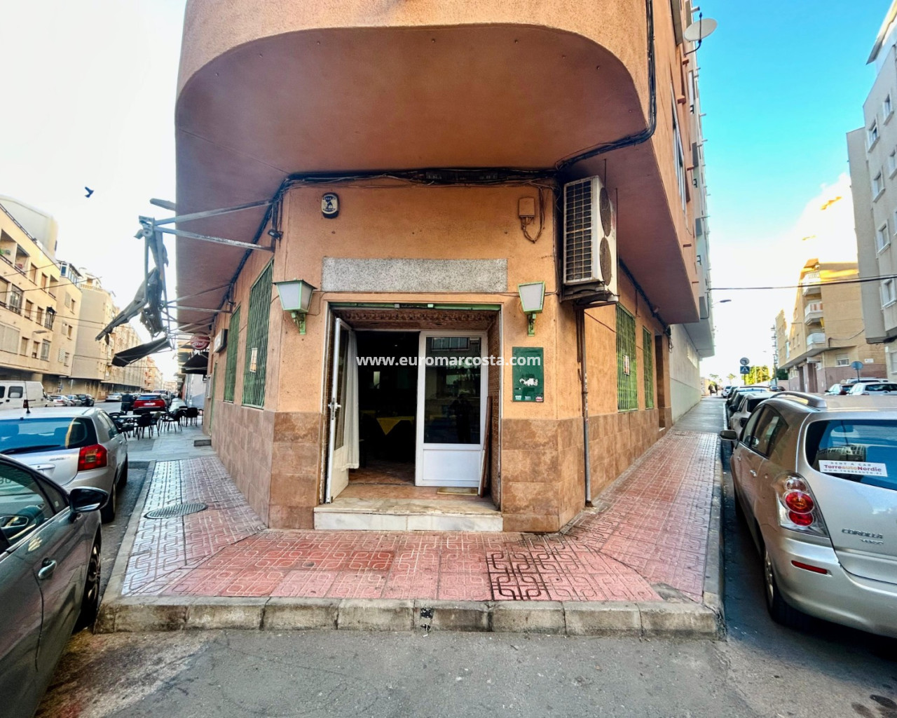 Comercial · Venta · Torrevieja · SL-34083