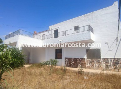 Country house - Sale - Albatera - none