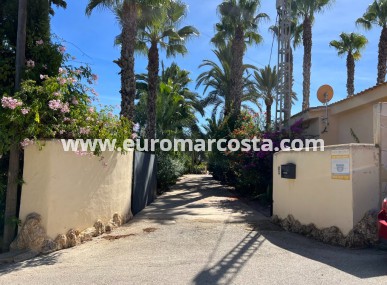 Country house - Sale - Elche Pedanías - La Marina