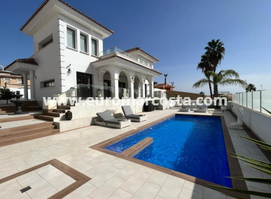 Detached House / Villa - Sale - Ciudad Quesada - Ciudad Quesada