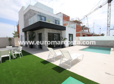 detached - Nueva construcción  - Pilar de la Horadada - Pilar de la Horadada