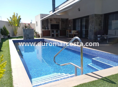 Detached Villa - Objekte zum Wiederverkauf - Daya Nueva - Daya Nueva