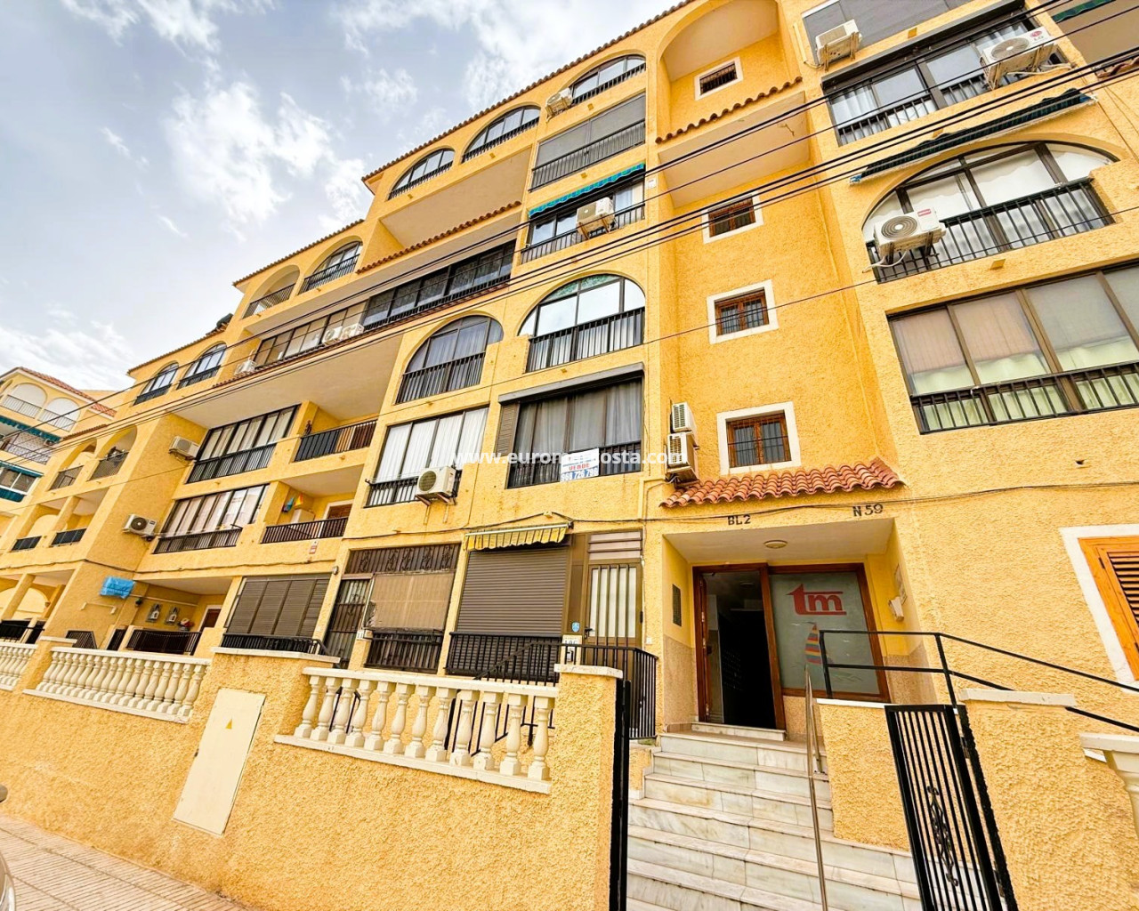 Estudio · Venta · La Mata · 4604