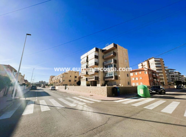 Garage · Objekte zum Wiederverkauf · La Mata · La Mata