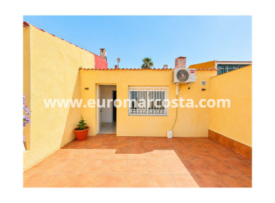Ground Floor Bungalow - Objekte zum Wiederverkauf - Torrevieja - TORREVIEJA