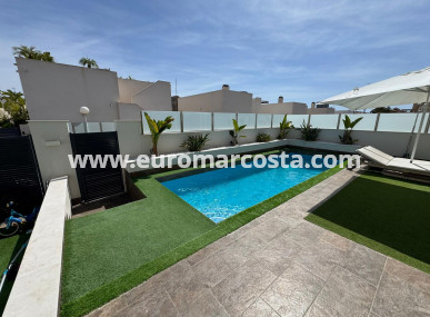 Haus - Objekte zum Wiederverkauf - Orihuela Costa - Orihuela Costa
