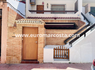 Haus - Objekte zum Wiederverkauf - Torrevieja - TORREVIEJA