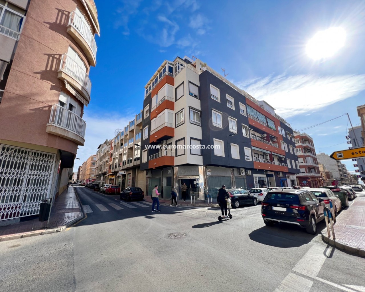 Kommerziell · Objekte zum Wiederverkauf · Torrevieja · 4317