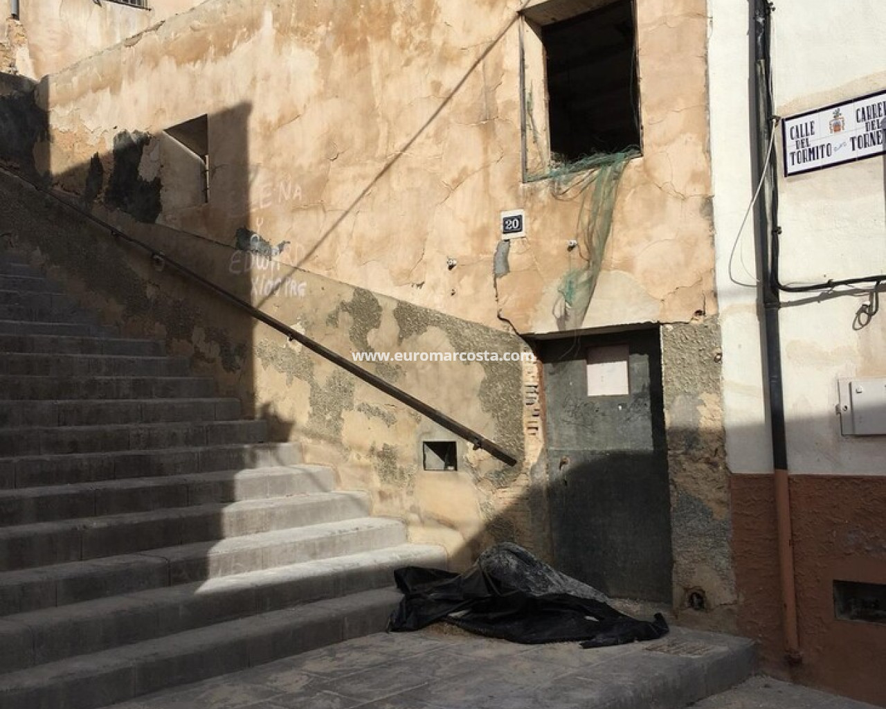 Land and Plots · Venta · Onil · YSP-79993