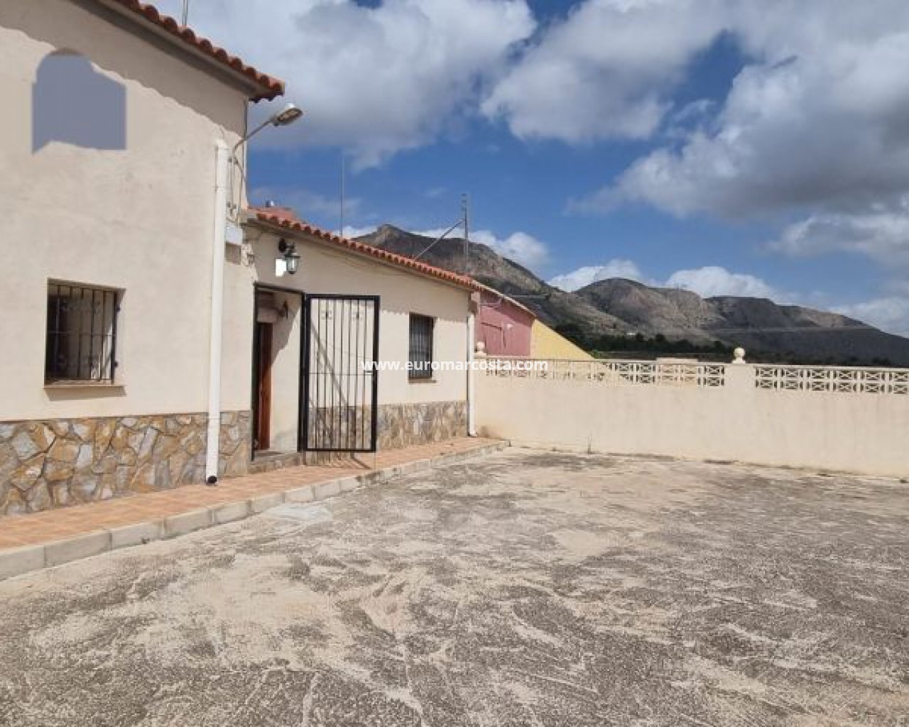 Landhaus · Objekte zum Wiederverkauf · Hondón de las Nieves · SO-23387