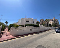 Objekte zum Wiederverkauf - Bungalow Planta Baja - Torrevieja - PLAYA DE LA MATA