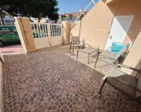 Objekte zum Wiederverkauf - Bungalow Planta Baja - Torrevieja - TORREVIEJA