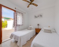 Objekte zum Wiederverkauf - Bungalow Planta Baja - Torrevieja - TORREVIEJA