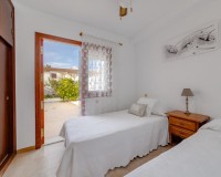 Objekte zum Wiederverkauf - Bungalow Planta Baja - Torrevieja - TORREVIEJA