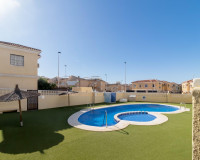 Objekte zum Wiederverkauf - Bungalow - Torrevieja - Aguas Nuevas